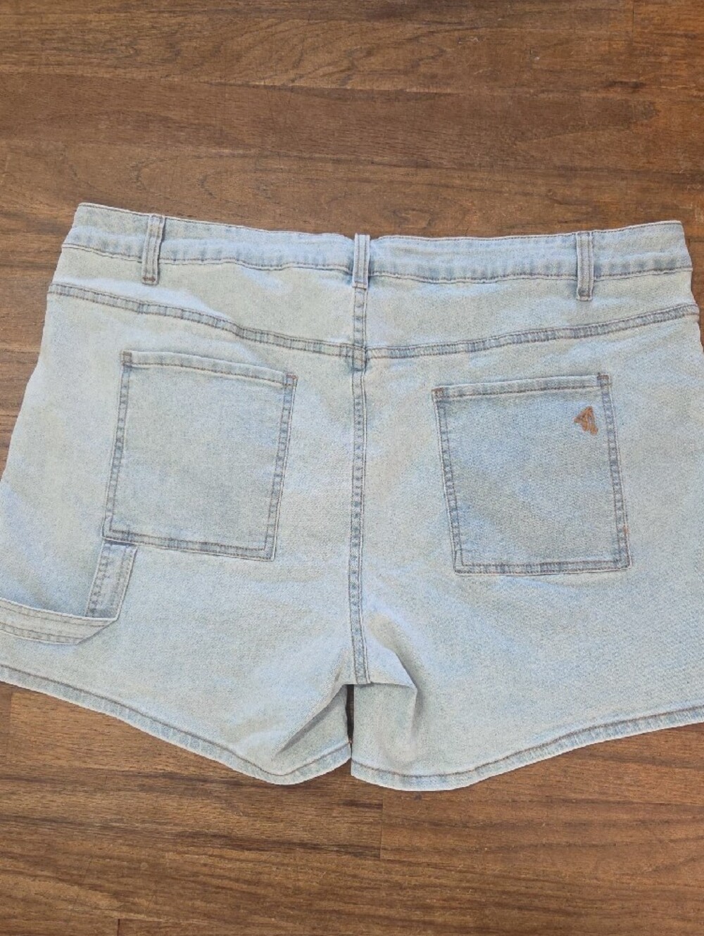 VIP Jean Shorts - Picture 5 of 5
